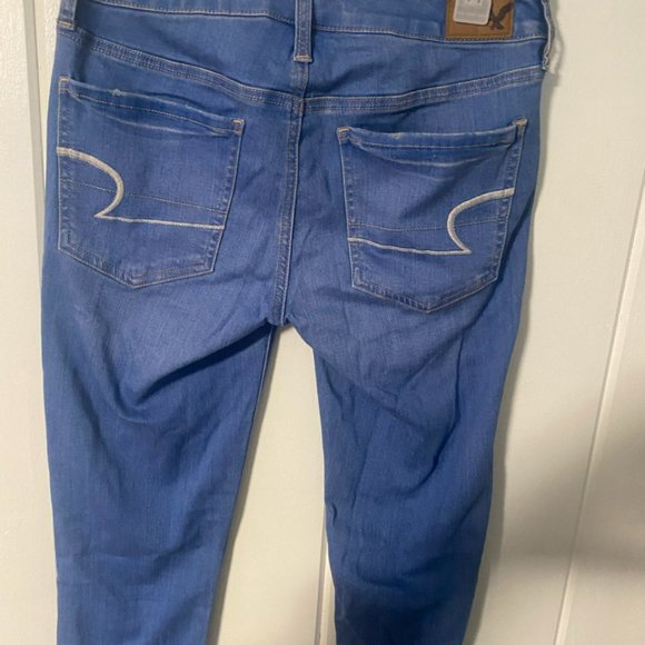 American Eagle Light-Wash Jeans - Picture 2 of 2